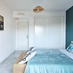 2 Bed Penthouse In La Reserva De * Marbella