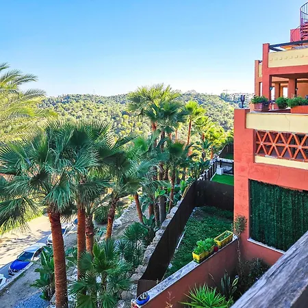 2 Bed Penthouse In La Reserva De * Marbella